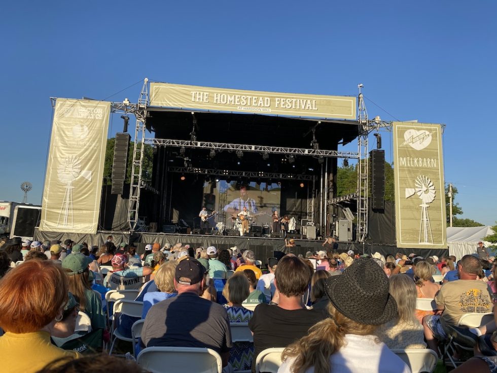 Rory Feek’s First Homestead Festival Drew Thousands Honest Abe Log